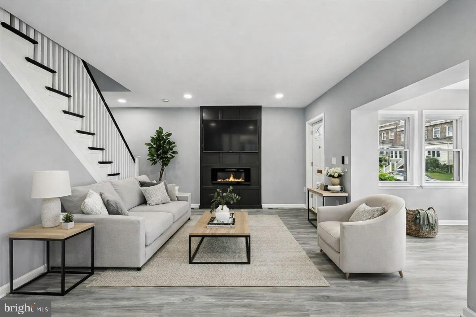 1118 Weldon Avenue Baltimore, MD 21211 - Photo 3 of 33