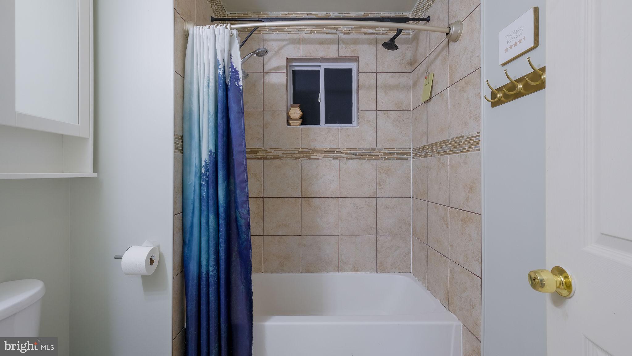 1706 Susan Avenue Croydon, PA 19021 - Photo 20 of 26 a bathroom with a bathtub