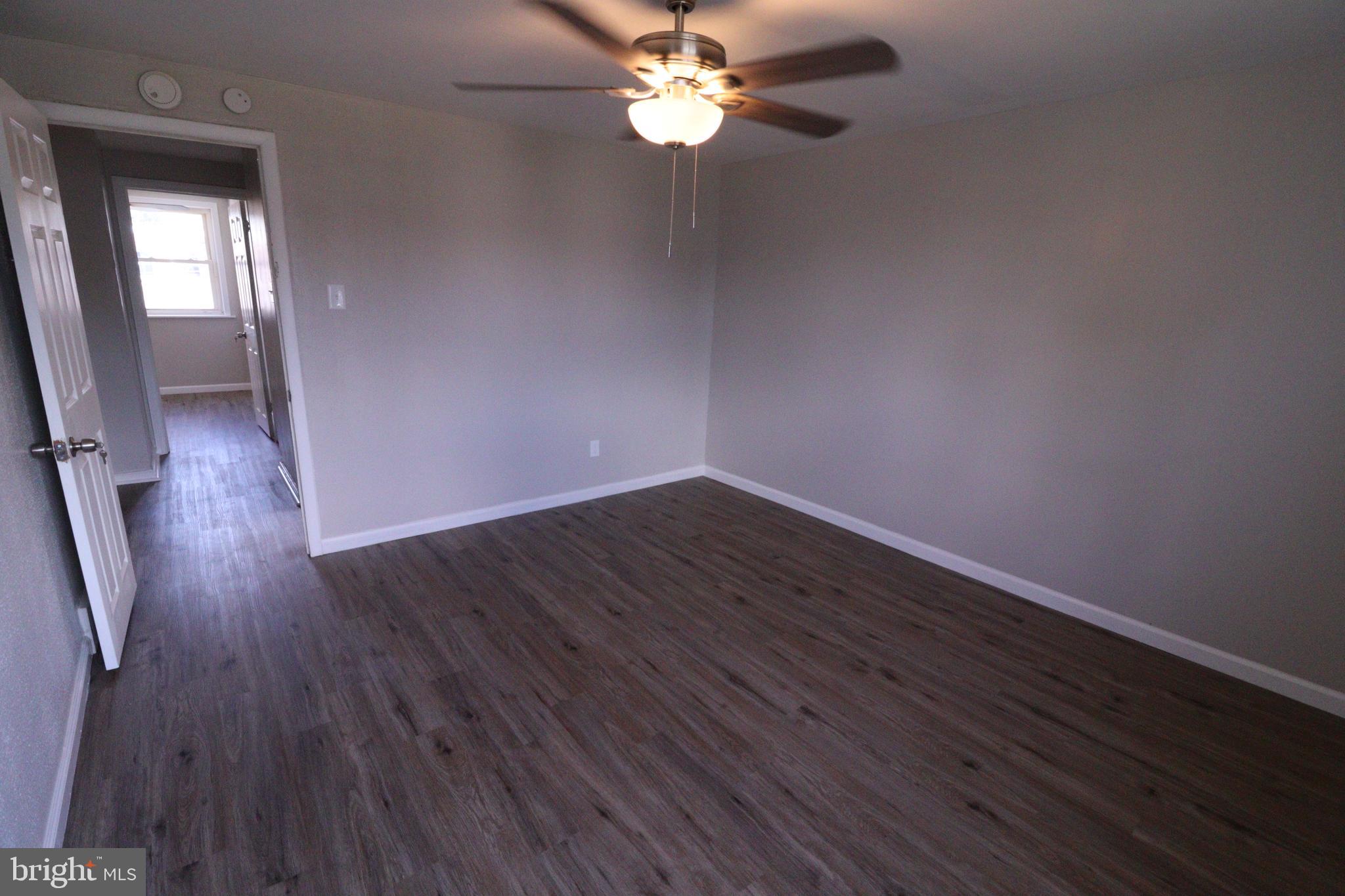 2031 Carter Road Folcroft, PA 19032 - Photo 8 of 12