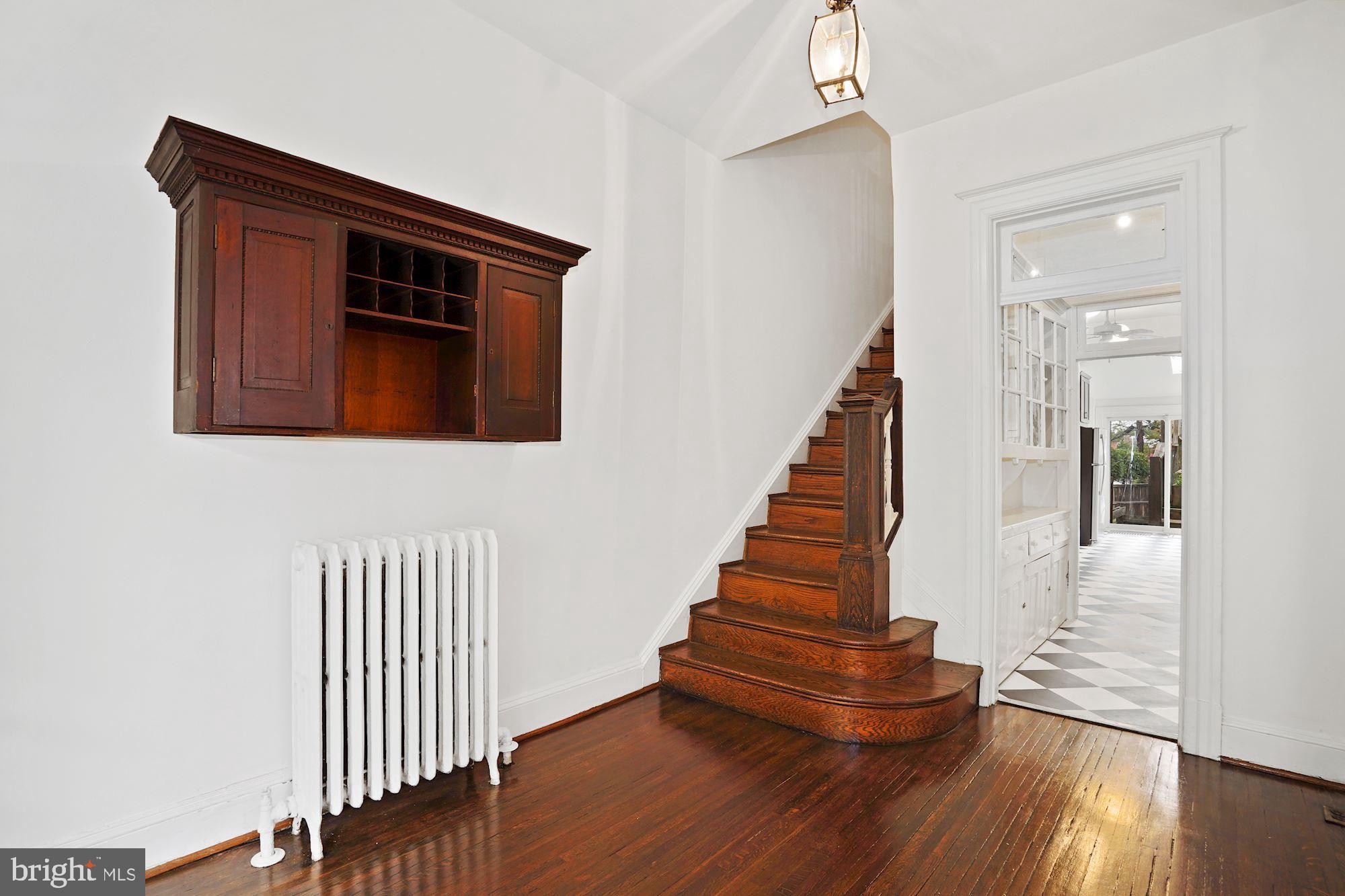 2805 Ontario Road Northwest Washington, DC 20009 - Photo 6 of 42 Wide entry foyer with wall mounted cabinet