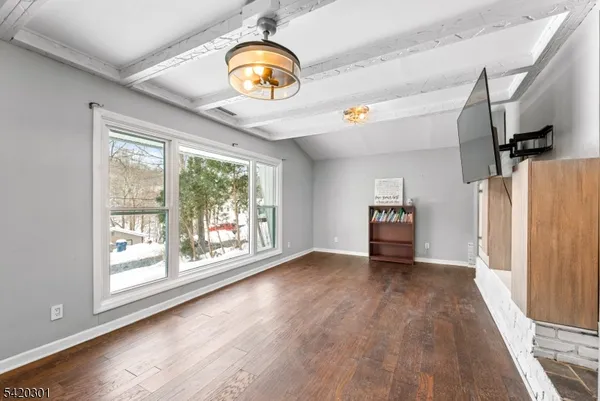 $375,000 | 50 East Shore Drive, Vernon, NJ 07462