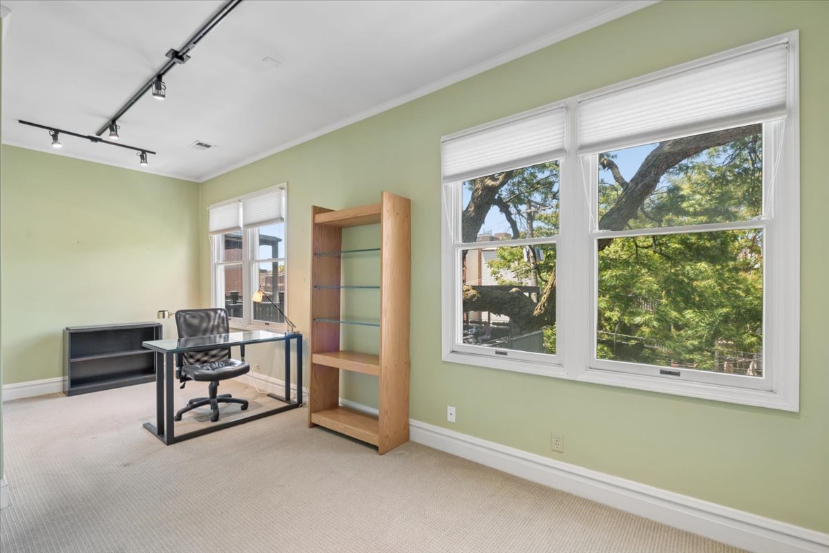 818 South Bishop Street Chicago, IL 60607 - Photo 17 of 27