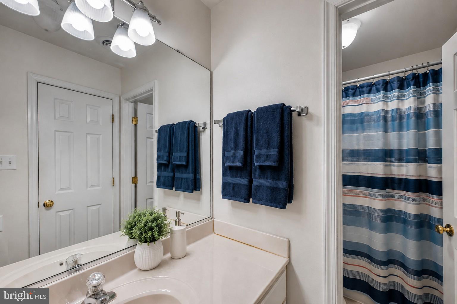 5815 Springfield Farm Lane Mineral, VA 23117 - Photo 45 of 79 Bathroom #2