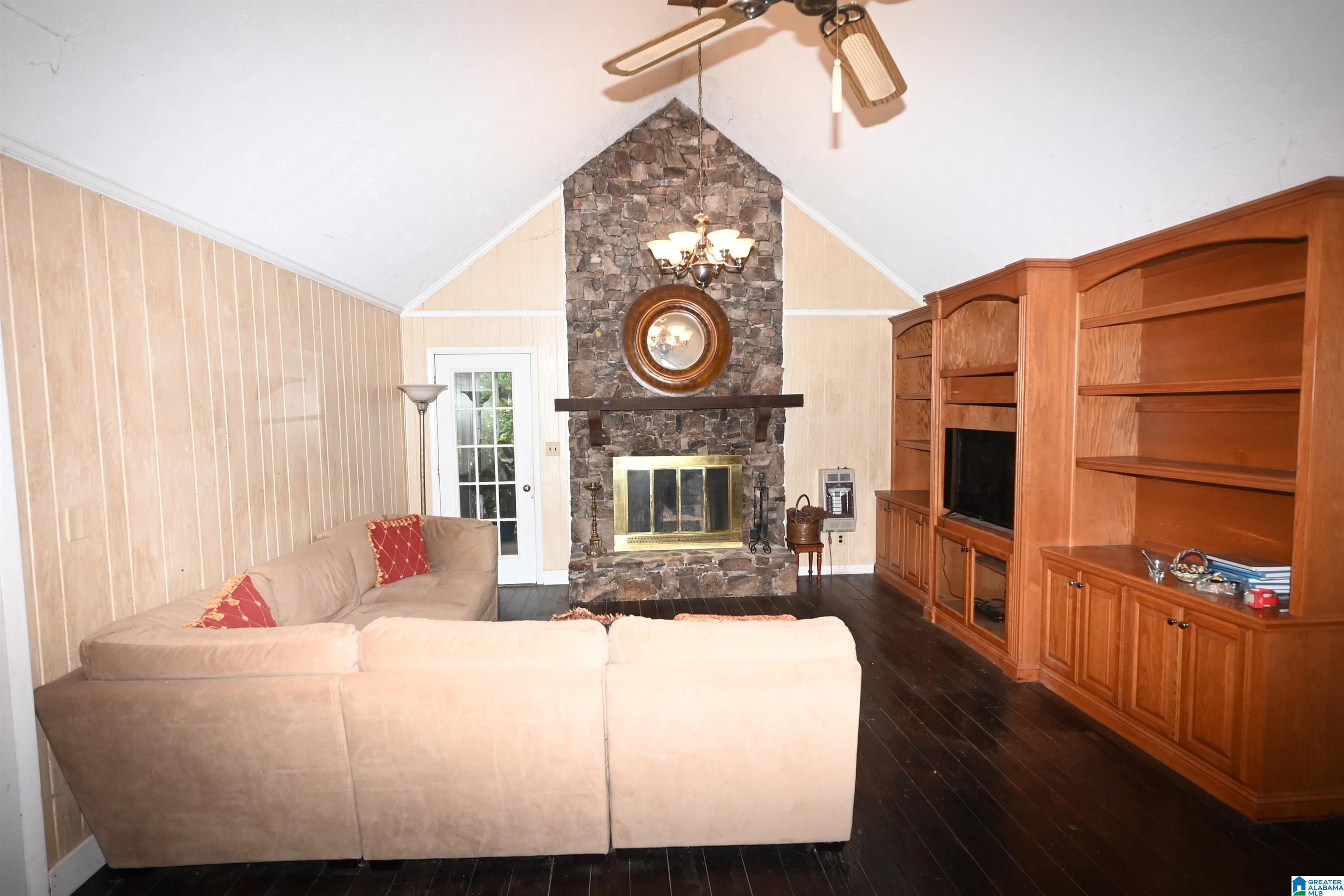 347 Field Road Anniston, AL 36207 - Photo 6 of 36