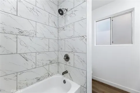 $2,399,000 | 223 Shell Street, Manhattan Beach, CA 90266