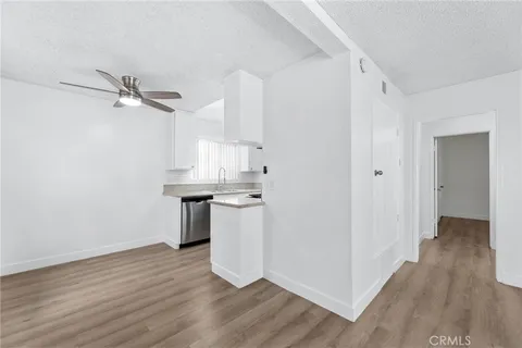 $2,399,000 | 223 Shell Street, Manhattan Beach, CA 90266