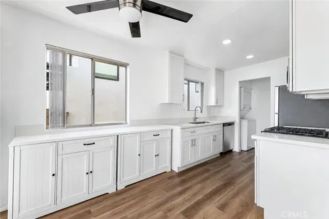 $2,399,000 | 223 Shell Street, Manhattan Beach, CA 90266
