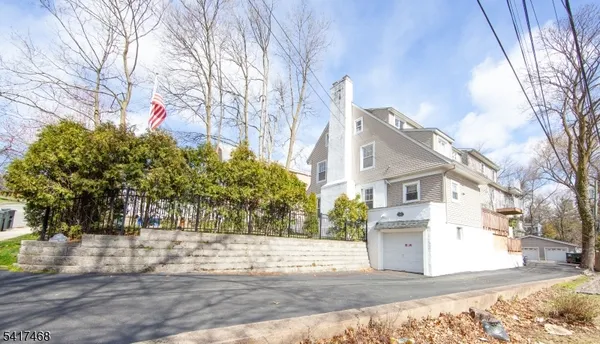 $3,400 | 395 Claremont Avenue, Unit 1, Montclair, NJ 07042