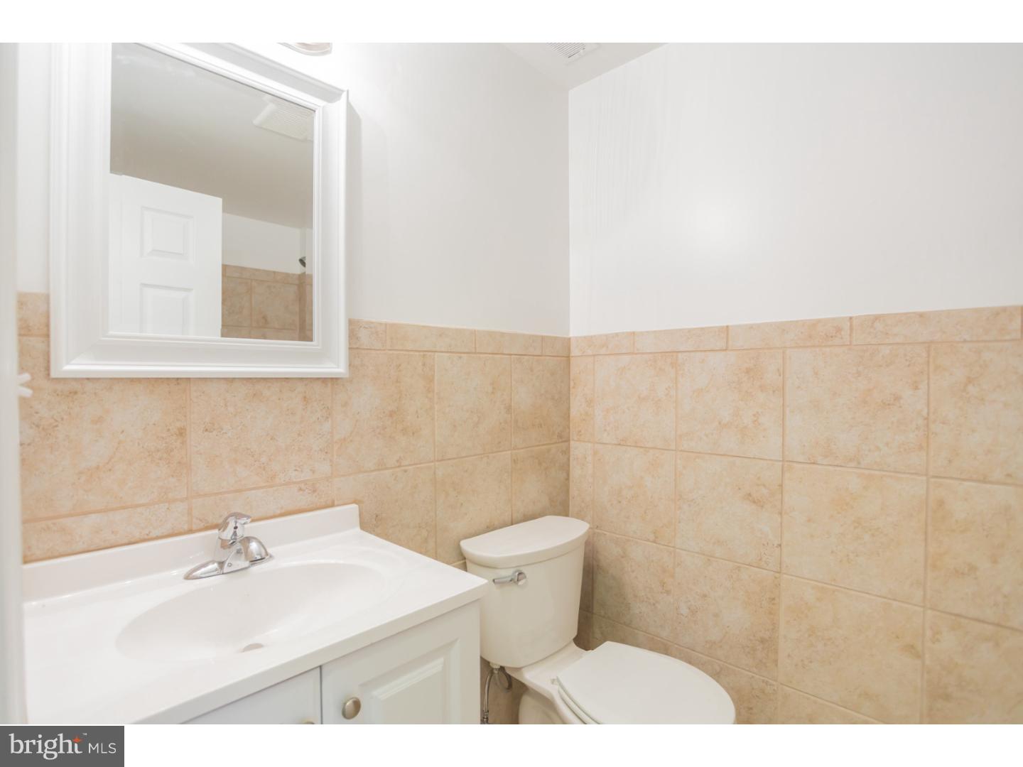 3575 Brookview Road Philadelphia, PA 19154 - Photo 18 of 23 Bathroom