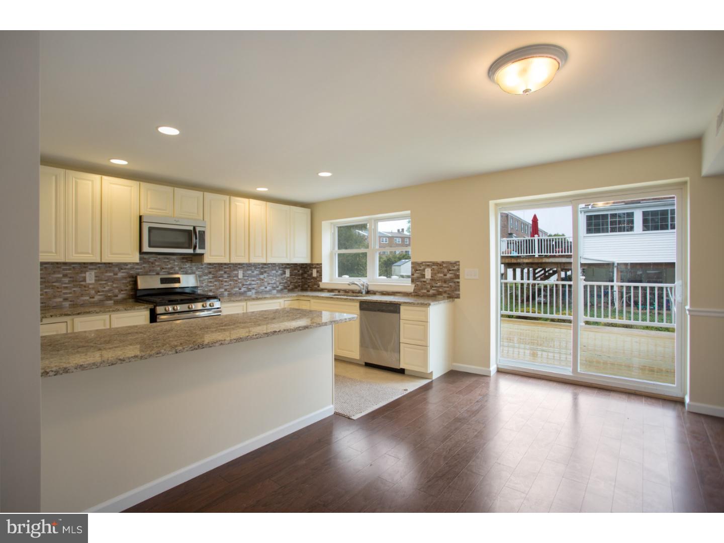 3575 Brookview Road Philadelphia, PA 19154 - Photo 8 of 23 Dining Room