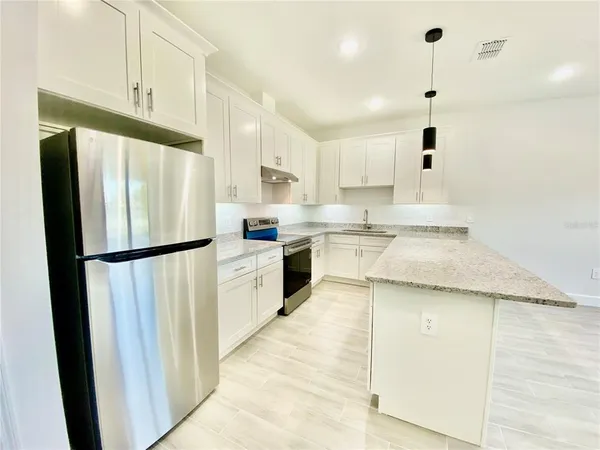 $2,300 | 10002 Massey Street, Orlando, FL 32825