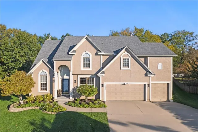 $750,000 | 14209 Hadley Street, Overland Park, KS 66223