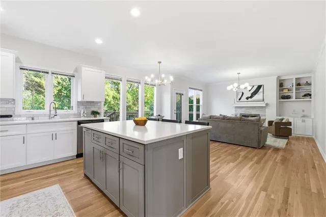 $750,000 | 14209 Hadley Street, Overland Park, KS 66223