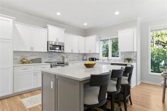 $750,000 | 14209 Hadley Street, Overland Park, KS 66223