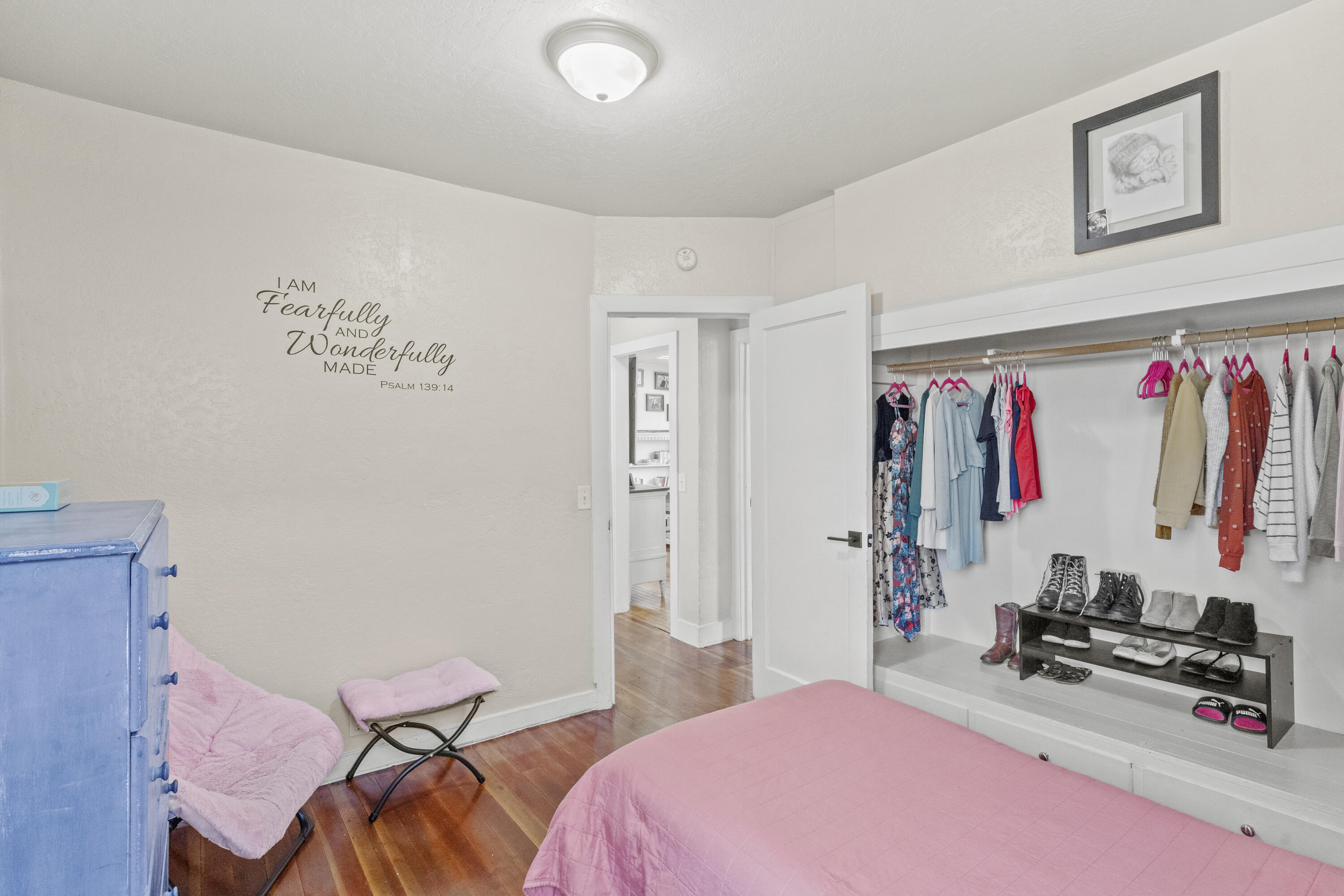 319 Maple Street Medford, OR 97501 - Photo 20 of 27 Bedroom 2
