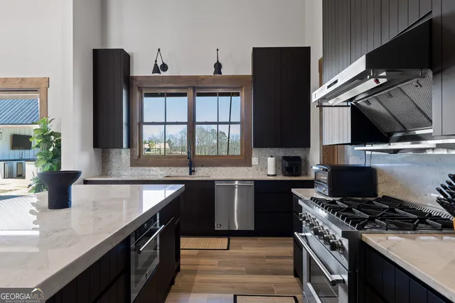 $2,250,000 | 84 Bravo Way, Talking Rock, GA 30175