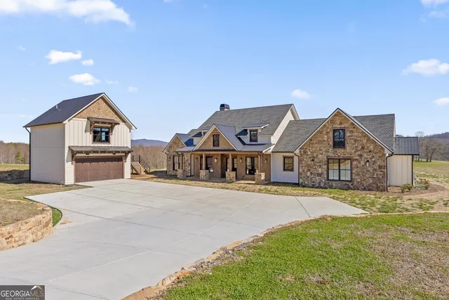 $2,250,000 | 84 Bravo Way, Talking Rock, GA 30175