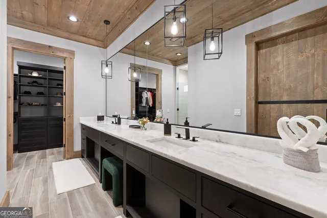 $2,250,000 | 84 Bravo Way, Talking Rock, GA 30175