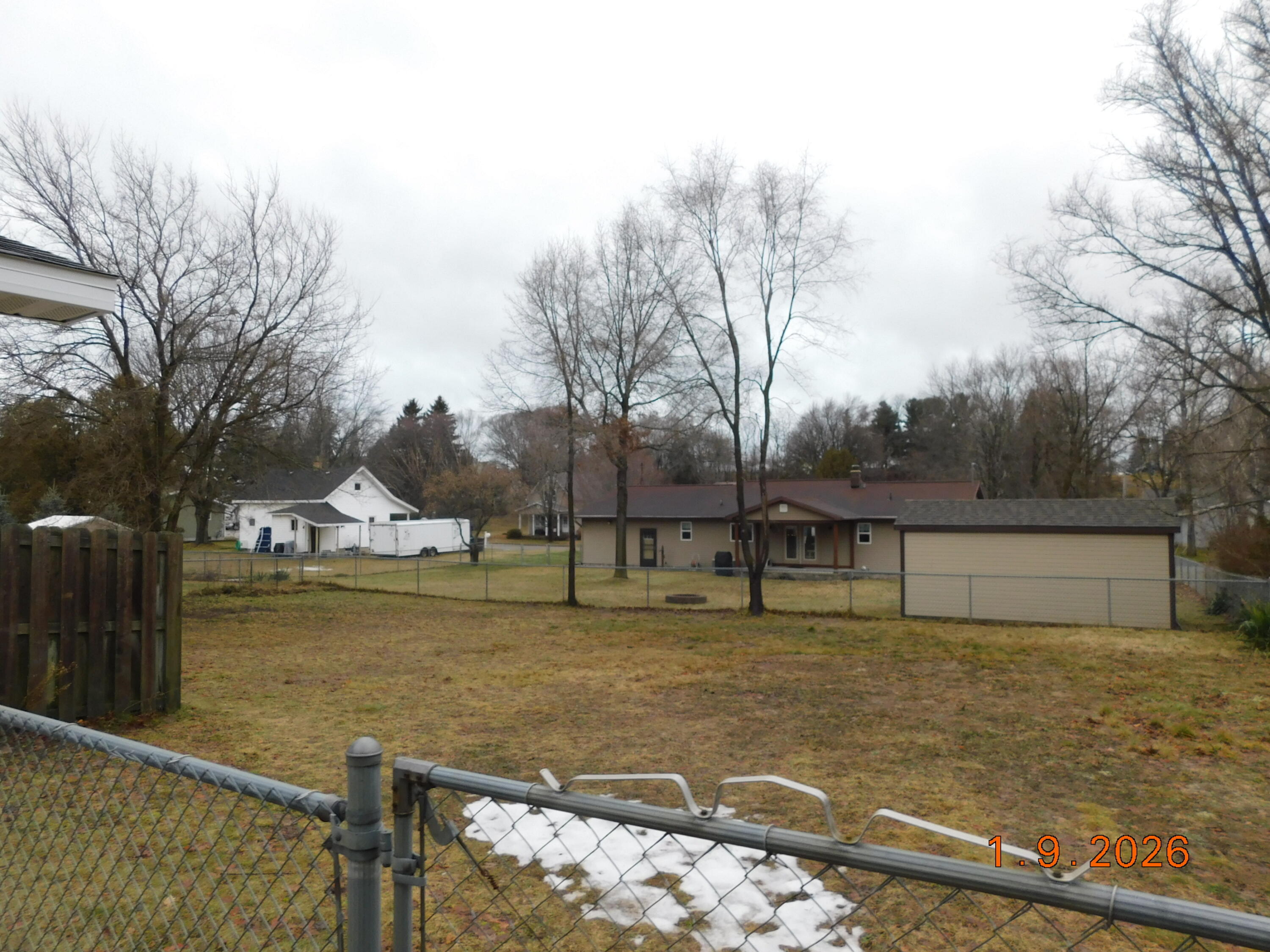 380 12th Street Manistee, MI 49660 - Photo 6 of 34 DSCN1321
