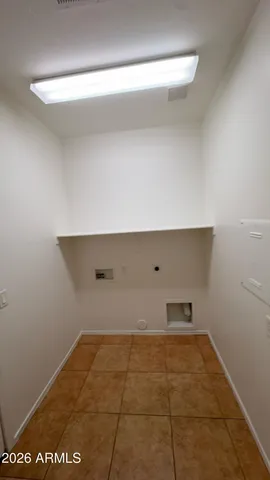 $2,650 | 3860 South Coach House Drive, Gilbert, AZ 85297