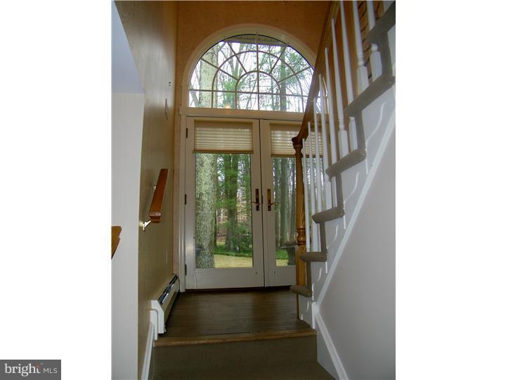 25 Rohiwee Road Ivyland, PA 18974 - Photo 13 of 25 Foyer