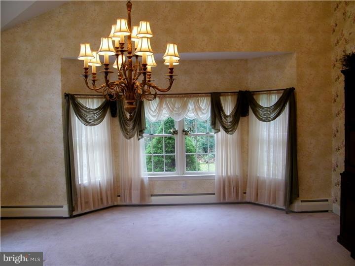 25 Rohiwee Road Ivyland, PA 18974 - Photo 7 of 25 Dining Room