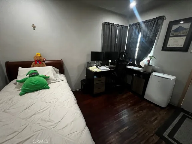 a room with window and ample daylight