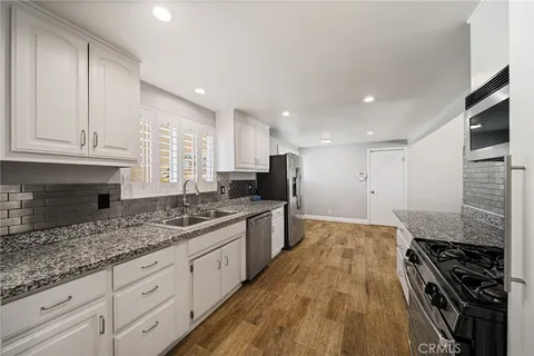 $624,999 | 6113 Riverside Avenue, Rialto, CA 92377