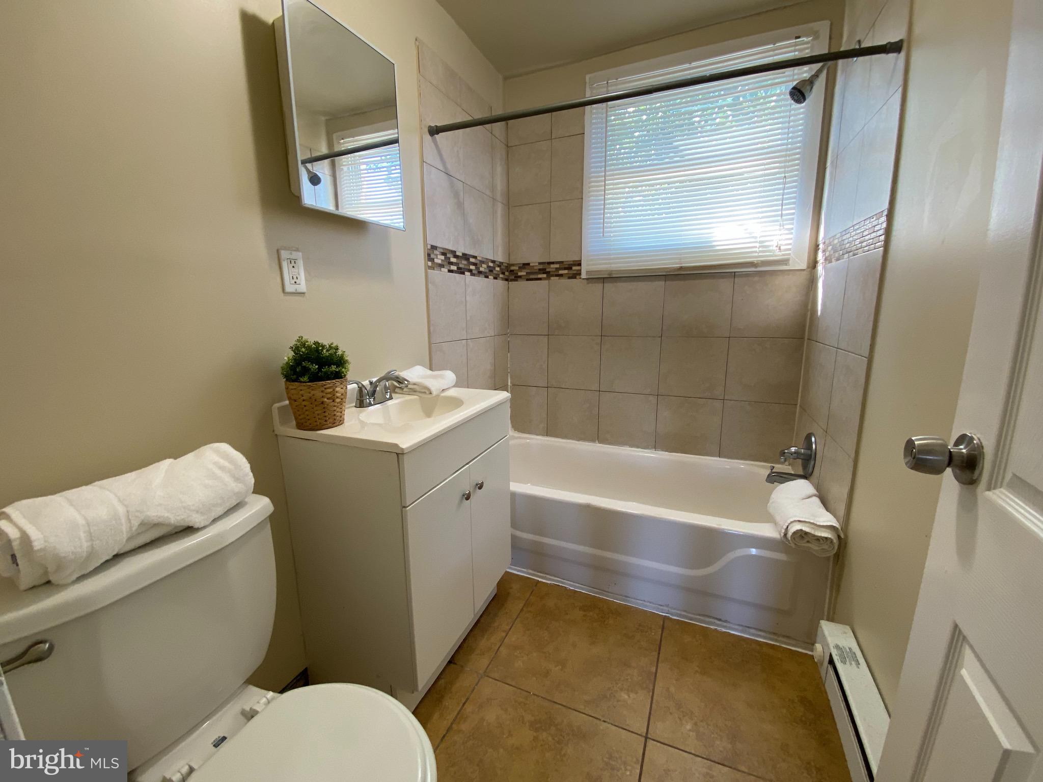 5733 Reedland Street Philadelphia, PA 19143 - Photo 9 of 12 Gallery Image 9