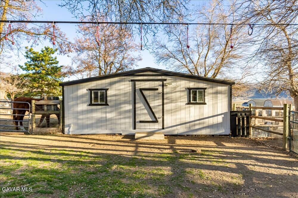 28050 Black Gold Way Tehachapi, CA 93561 - Photo 41 of 51 R-39