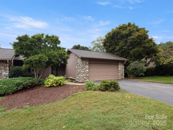 $875,000 | 5 Ridge Terrace, Asheville, NC 28804