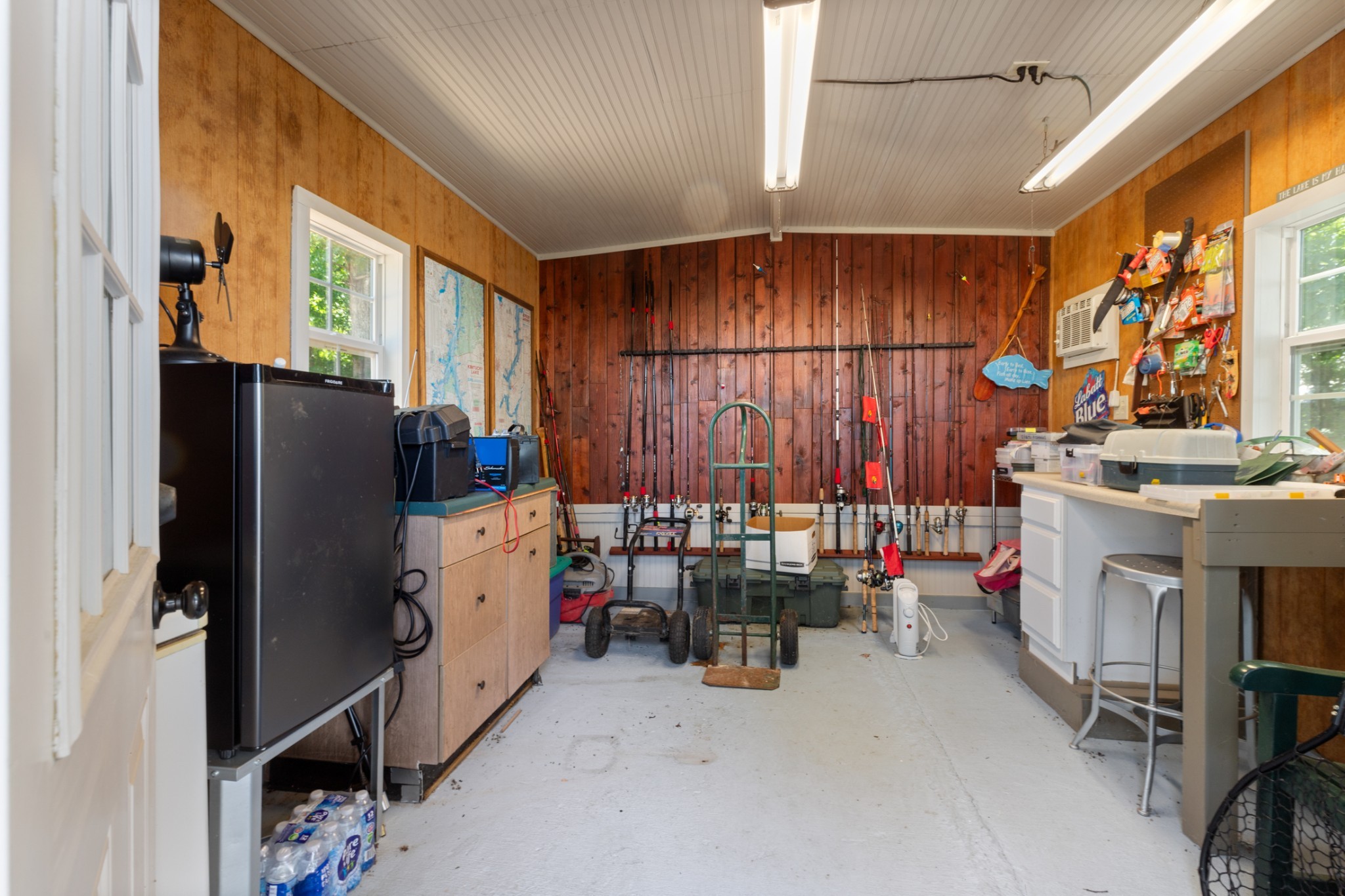 440 Bluff Point Lane Waverly, TN 37185 - Photo 32 of 97