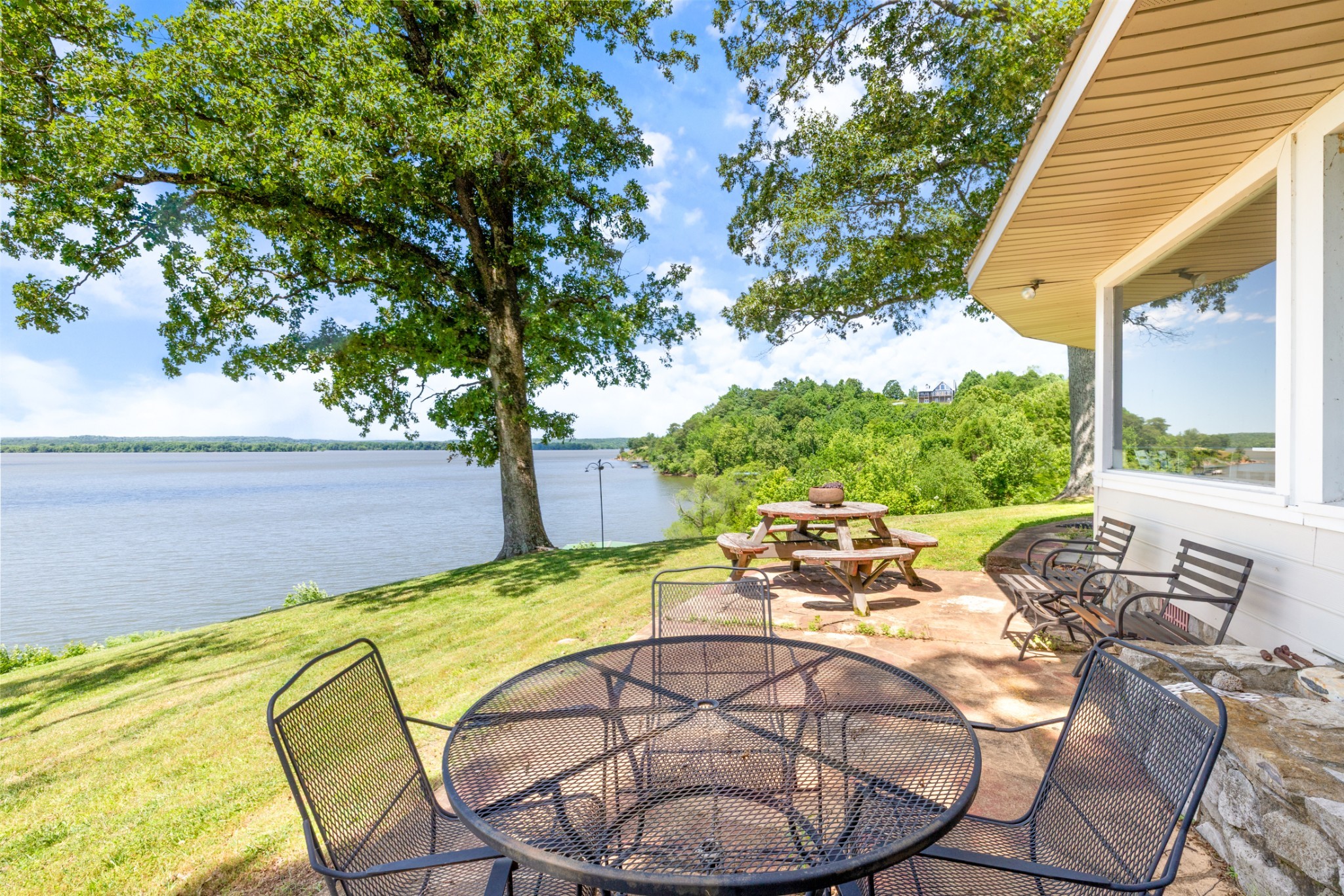 440 Bluff Point Lane Waverly, TN 37185 - Photo 35 of 97