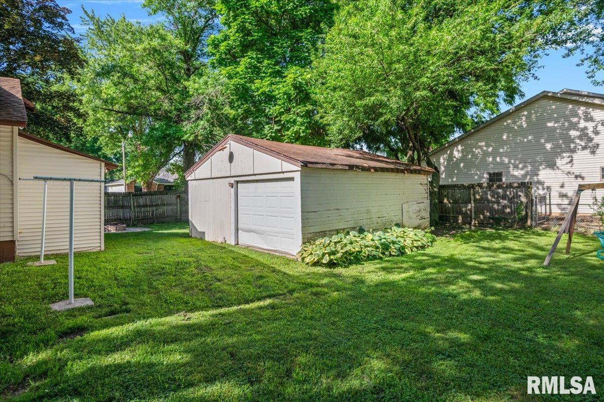 5771 North Cotton Hill Road Springfield, IL 62703 - Photo 32 of 35