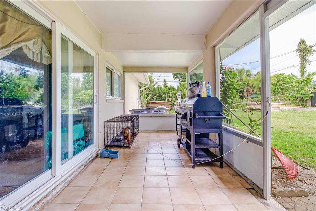 2001 44th Street Southwest Naples, FL 34116 - Photo 12 of 25 Gallery Image 12