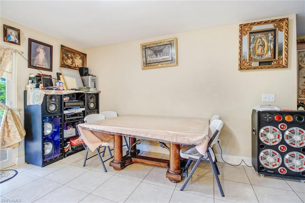 2001 44th Street Southwest Naples, FL 34116 - Photo 24 of 25 Gallery Image 24