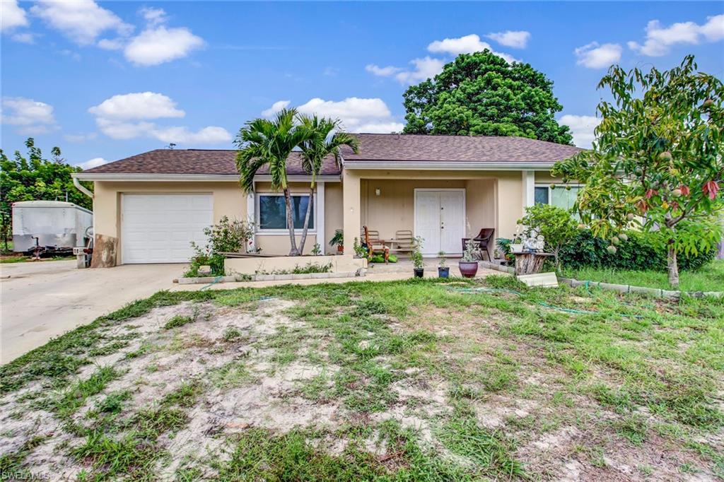 2001 44th Street Southwest Naples, FL 34116 - Photo 6 of 25 Gallery Image 6