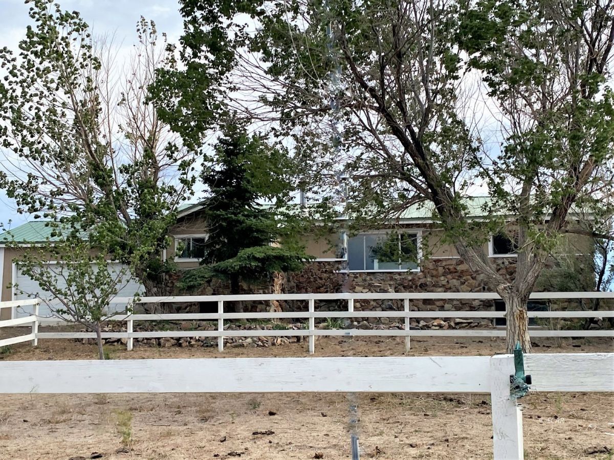 5944 Cherry Road Elko, NV 89801 - Photo 4 of 49 Gallery Image 4