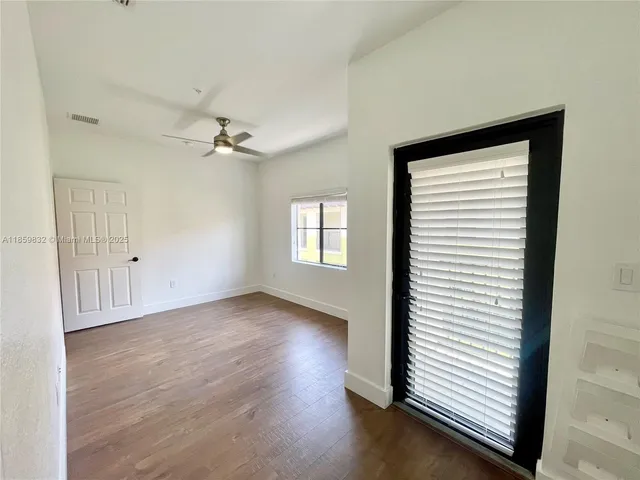 $975,000 | 3204 Bird Avenue, Unit 105, Miami, FL 33133