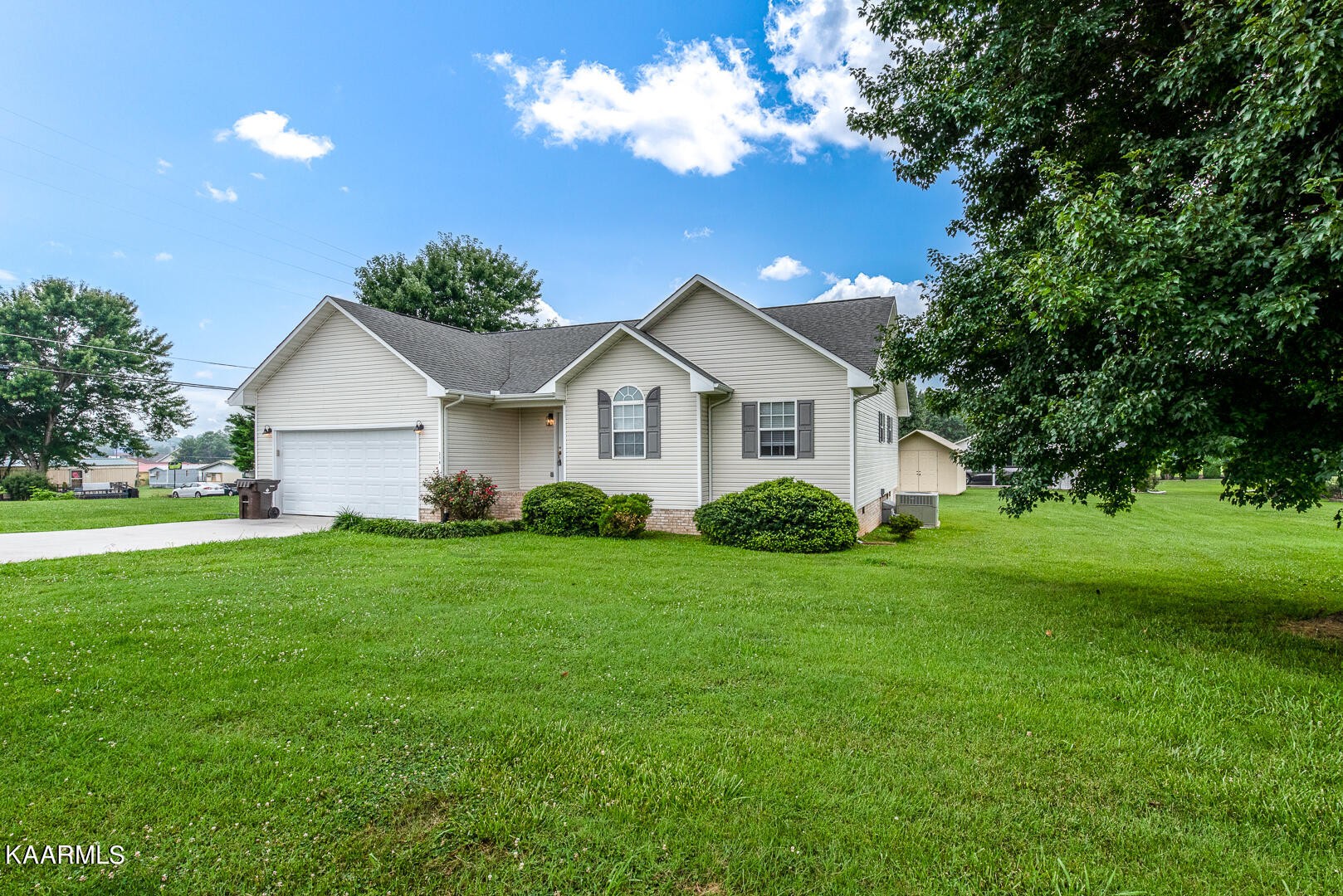 316 Isbill Road Madisonville, TN 37354 - Photo 38 of 38 Gallery Image 38