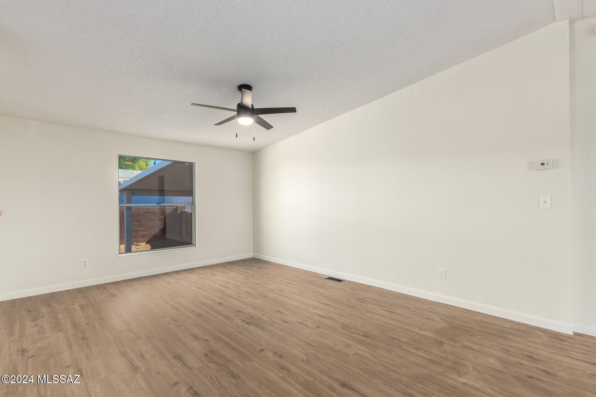 6137 East Window Ridge Lane Tucson, AZ 85756 - Photo 12 of 36 Gallery Image 12