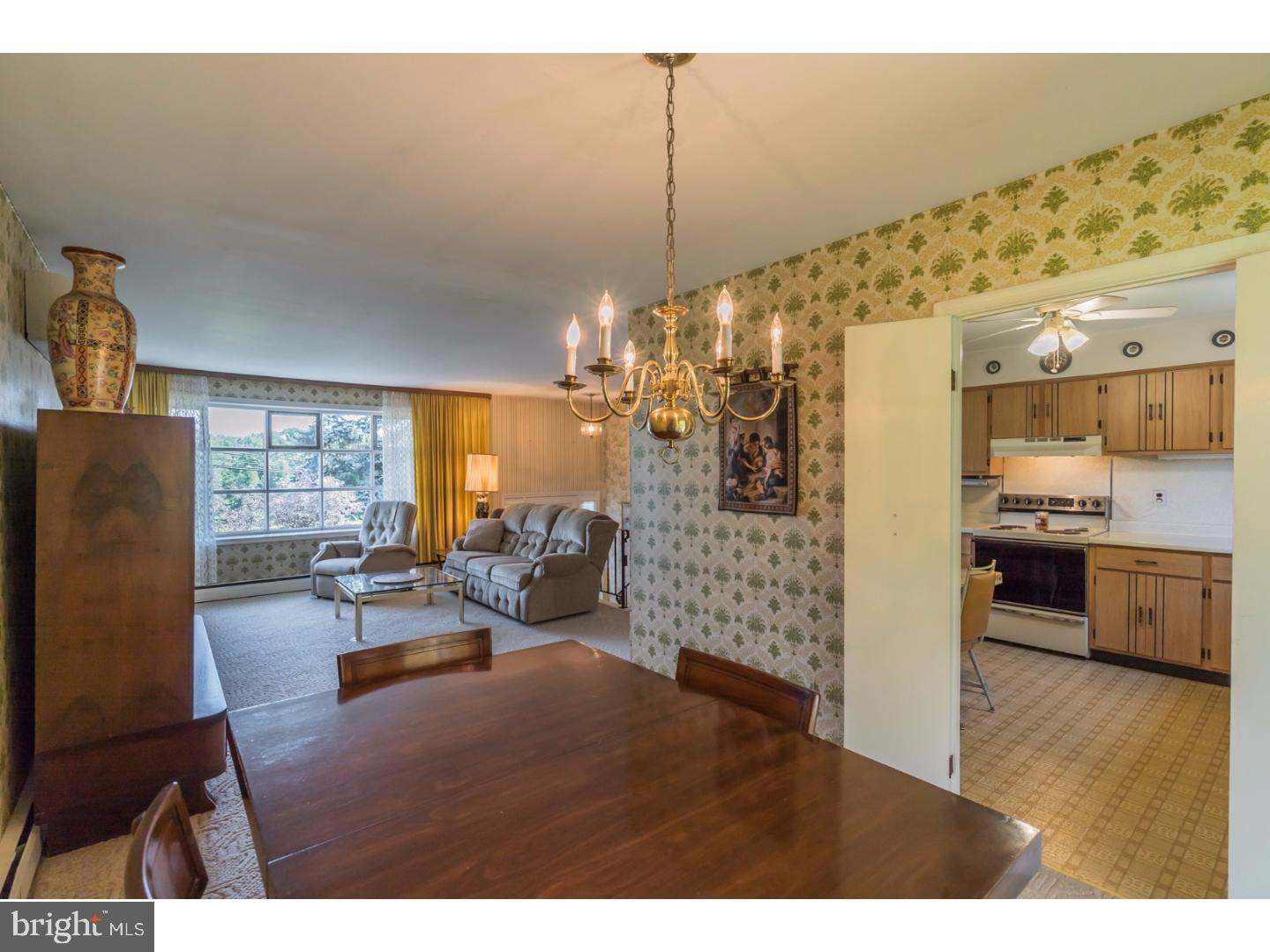 2109 Coldstream Road Phoenixville, PA 19460 - Photo 13 of 24 Dining Room