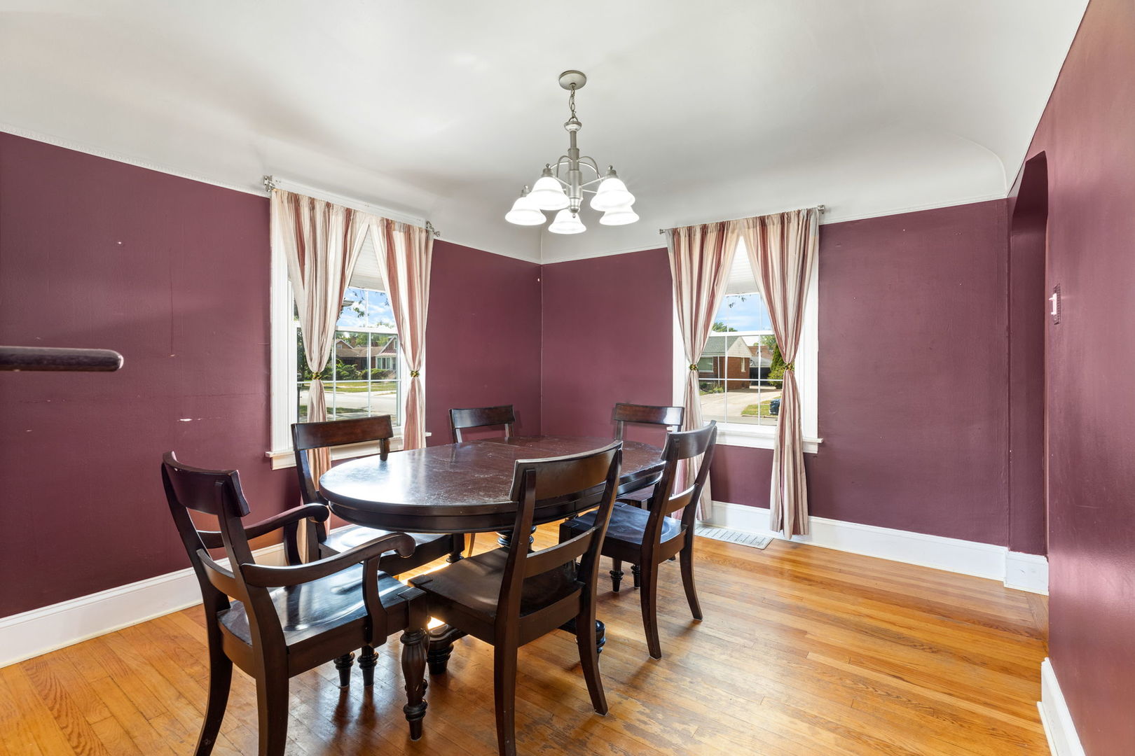2215 South 9th Avenue North Riverside, IL 60546 - Photo 7 of 25