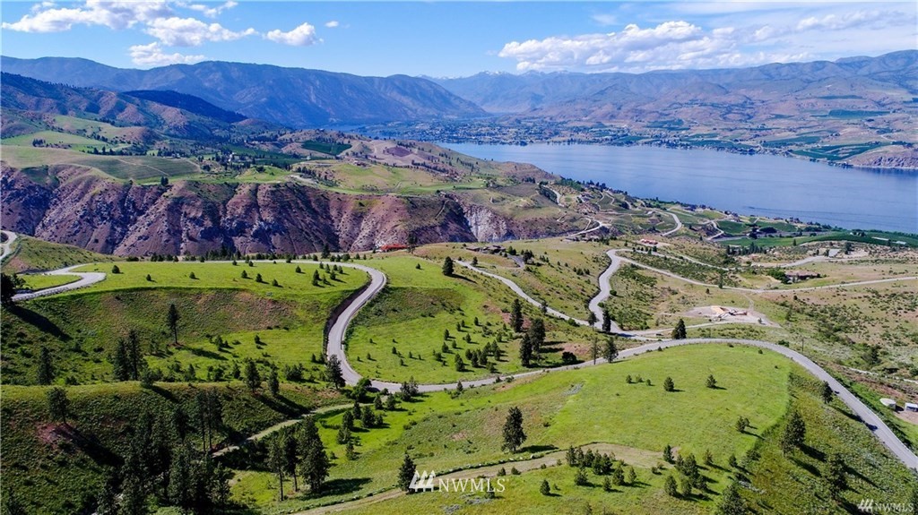 22 Hawks Meadow Road Chelan, WA 98816 - Photo 7 of 13 Gallery Image 7
