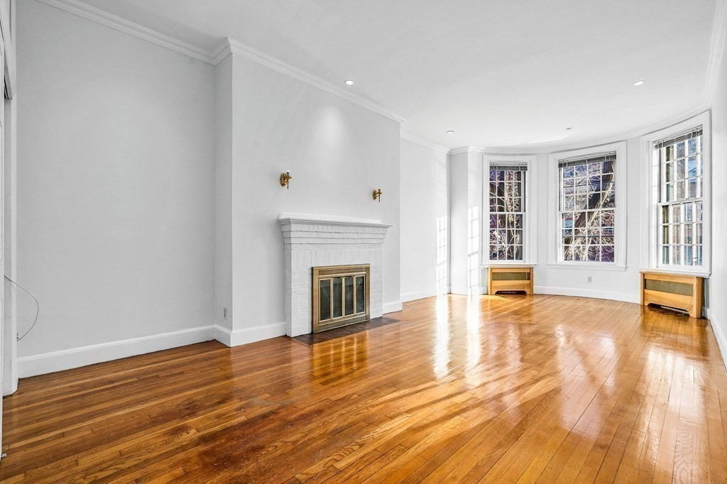 354 Beacon Street, Unit 5 Boston, MA 02116 - Photo 6 of 19