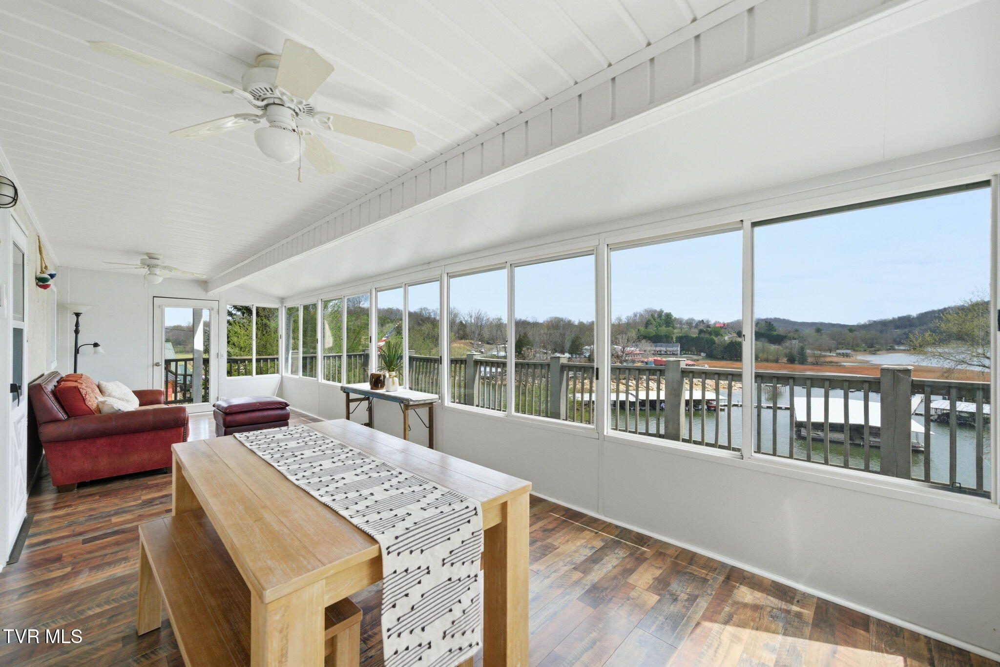 411 Gammon Road Kingsport, TN 37663 - Photo 9 of 39 16-web-or-mls-411 Gammon Rd-23