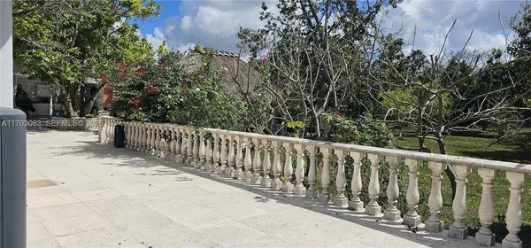 $2,200,000 | 15700 Southwest 202nd Avenue, Miami, FL 33187