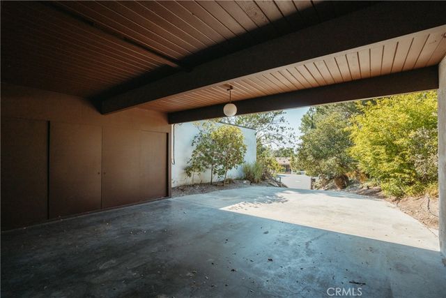 a view of a pathway of a building