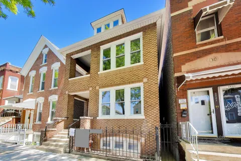 $725,000 | 3427 South Emerald Avenue, Chicago, IL 60616
