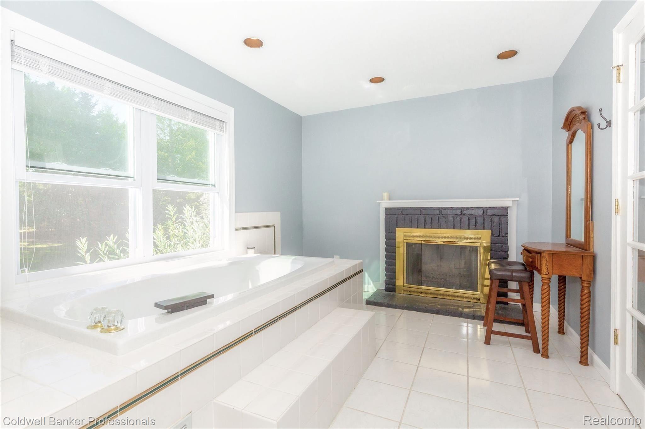 1365 North Fairview Lane Rochester, MI 48306 - Photo 15 of 27 592A7896-Edit.jpeg